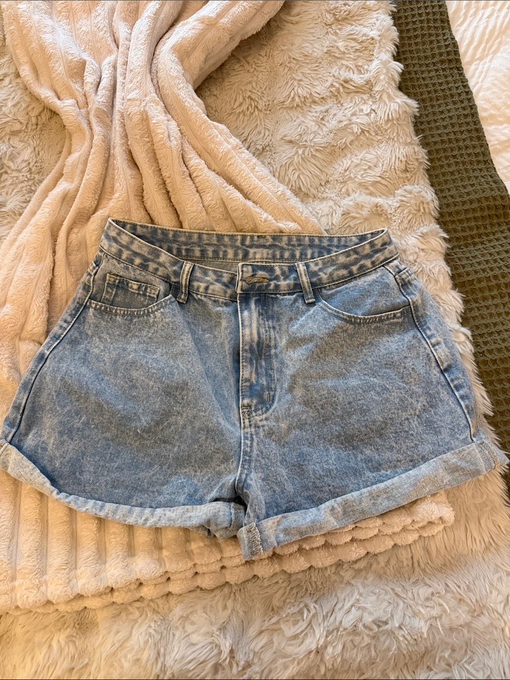 Classic Light Blue Denim High-Waist Womens Shorts
